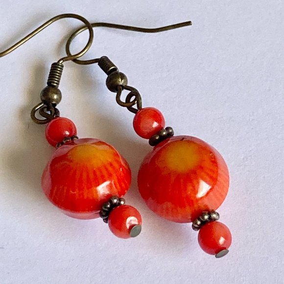 Vintage Art Glass Bead Earrings Coral Red Orange Hand Made Bronze Plated - Picture 13 of 16